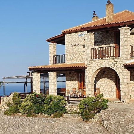 Nireas : Stone Villa Orthoniaí Eksteriør bilde